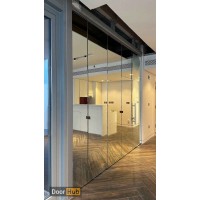 Mirror Hinged Moving Doors – Reflective Partition Door Systems for Developers UAE